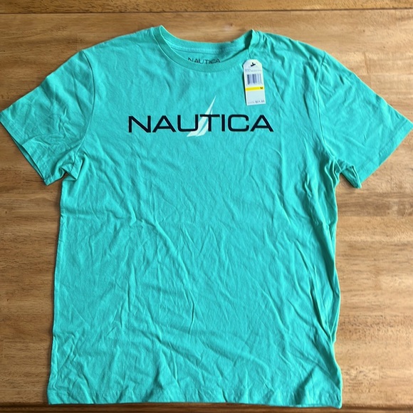 NWT Mens medium  Nautica Tee - Picture 1 of 3